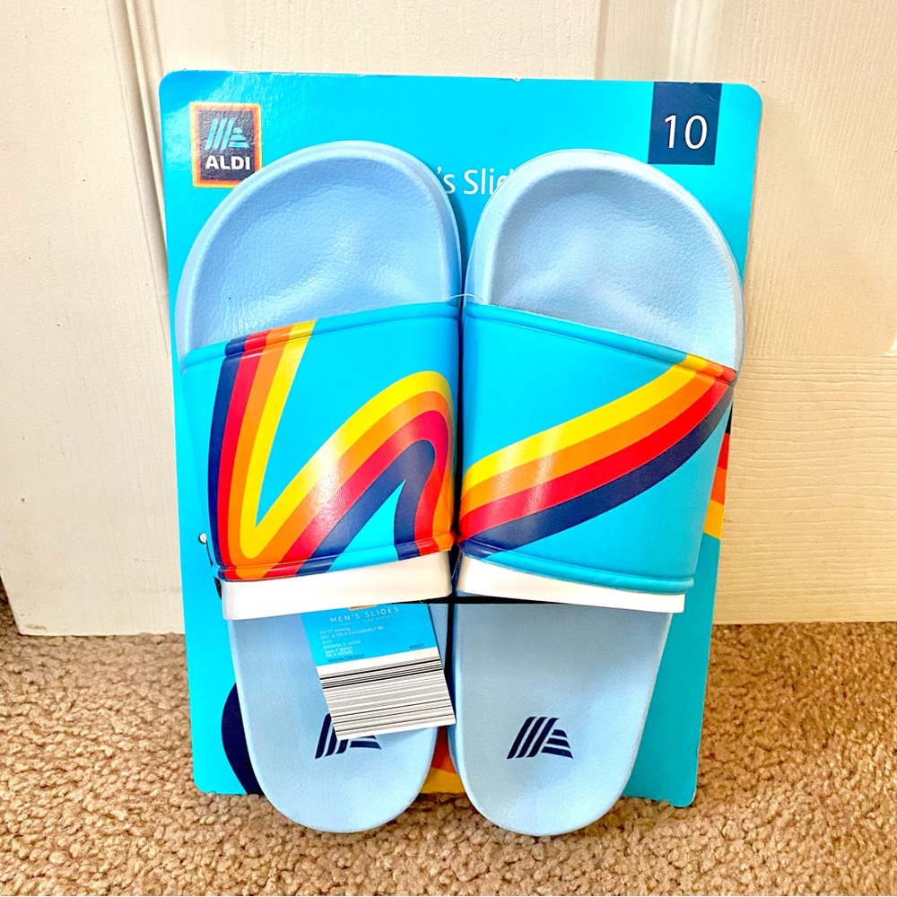 Aldi 2023 Gear Capsule Collection Men Size 10 Slides Light Blue NWT